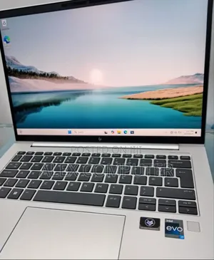 New Laptop HP EliteBook 840 G9 16GB Intel Core I7 SSD 512GB