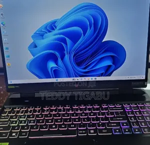 New Laptop Acer Predator Helios 300 16GB Intel Core I9 SSD 1T