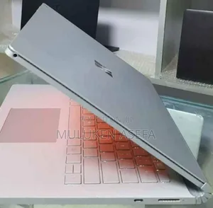 New Laptop Microsoft Surface Book 3 16GB Intel Core I7 SSD 256GB