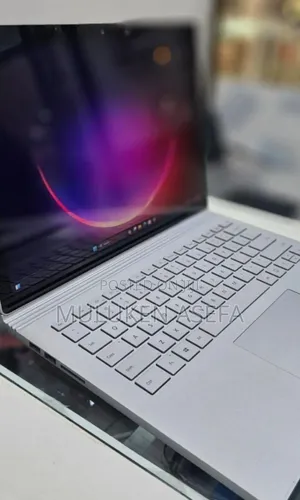 New Laptop Microsoft Surface Book 3 16GB Intel Core I7 SSD 256GB