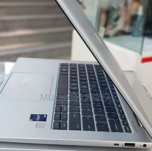 New Laptop Microsoft Surface Book 3 16GB Intel Core I7 SSD 256GB