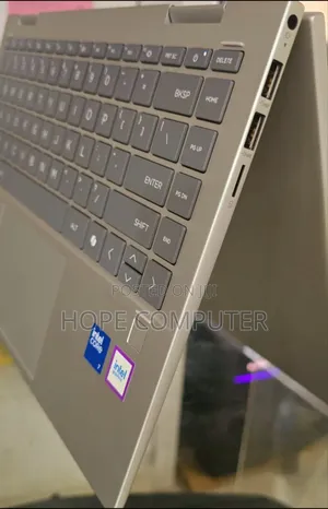 New Laptop HP Envy X360 8GB Intel Core I5 SSD 512GB