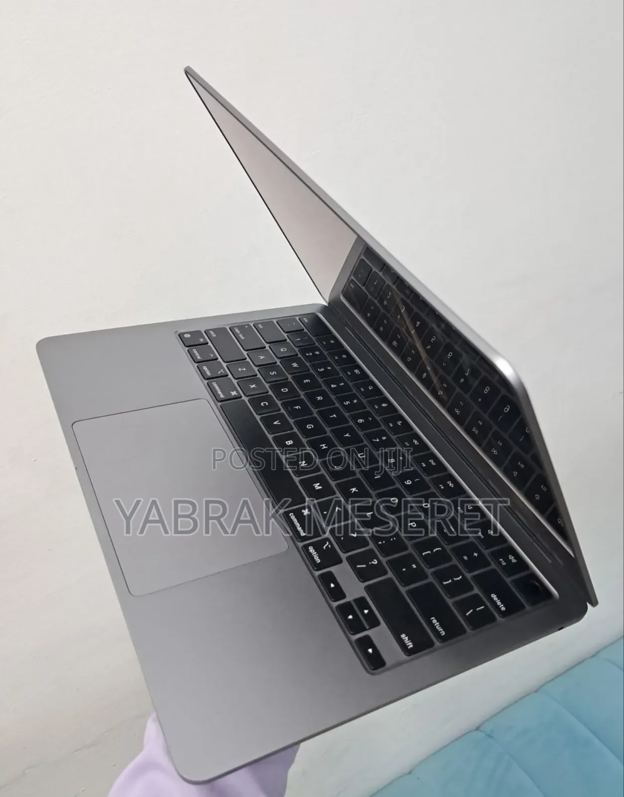 New Laptop Apple MacBook Air 2023 M2 8GB Apple M2 SSD 256GB