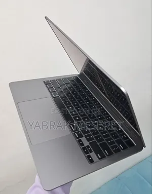 Photo - New Laptop Apple MacBook Air 2023 M2 8GB Apple M2 SSD 256GB