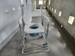 Commode Chair Mini Wheel Chair5當commode Mini Wheel Chair