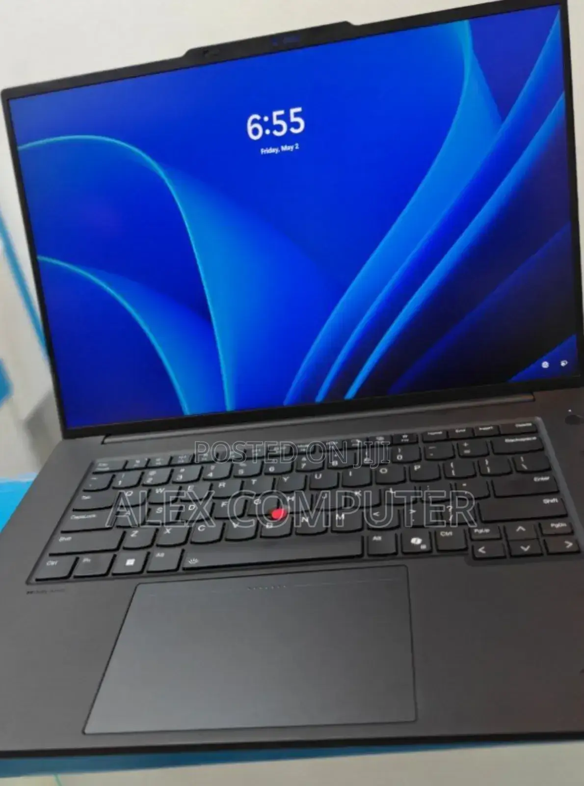 New Laptop Lenovo Yoga 9i 32GB Intel Core Ultra 9 SSD 1T