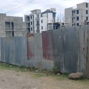 Photo - የሚሸጥ ቦታ አያት 49 አካባቢ 1000 ካሬ ልማት ተነሺ ምትክ 26,ሚሊዮን ብር