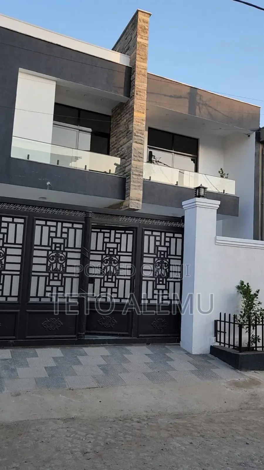 Furnished 7bdrm House in የሚሸጥ ቅንጡ ቤት ወሰን 200, Bole for sale