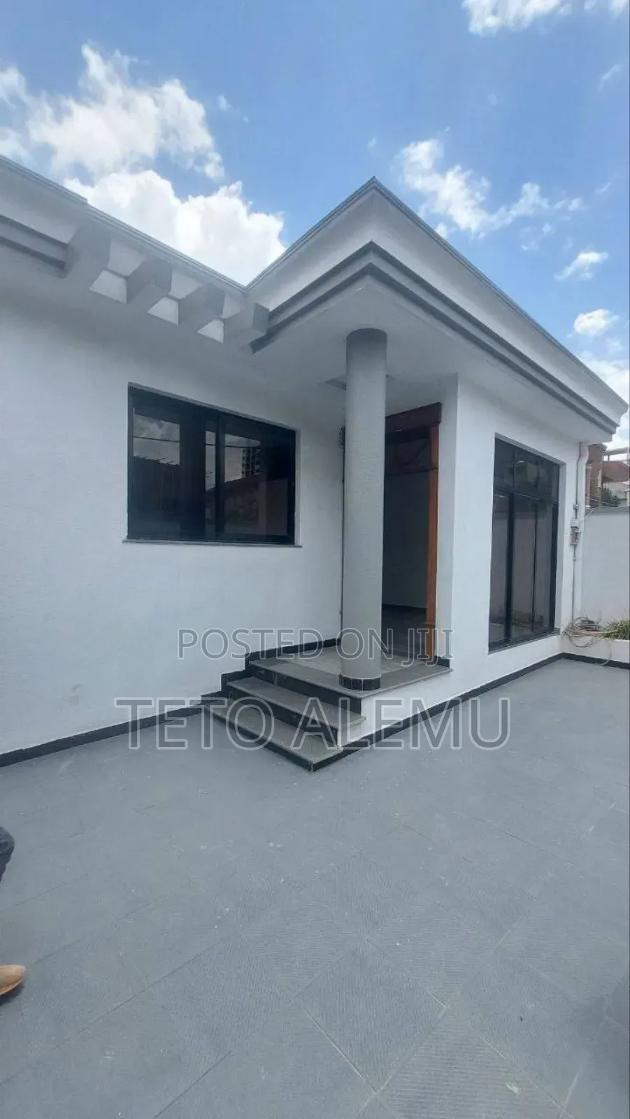 Furnished 3bdrm Villa in የሚሸጥ ቪላ አያት 165 ካሬ, Bole for sale