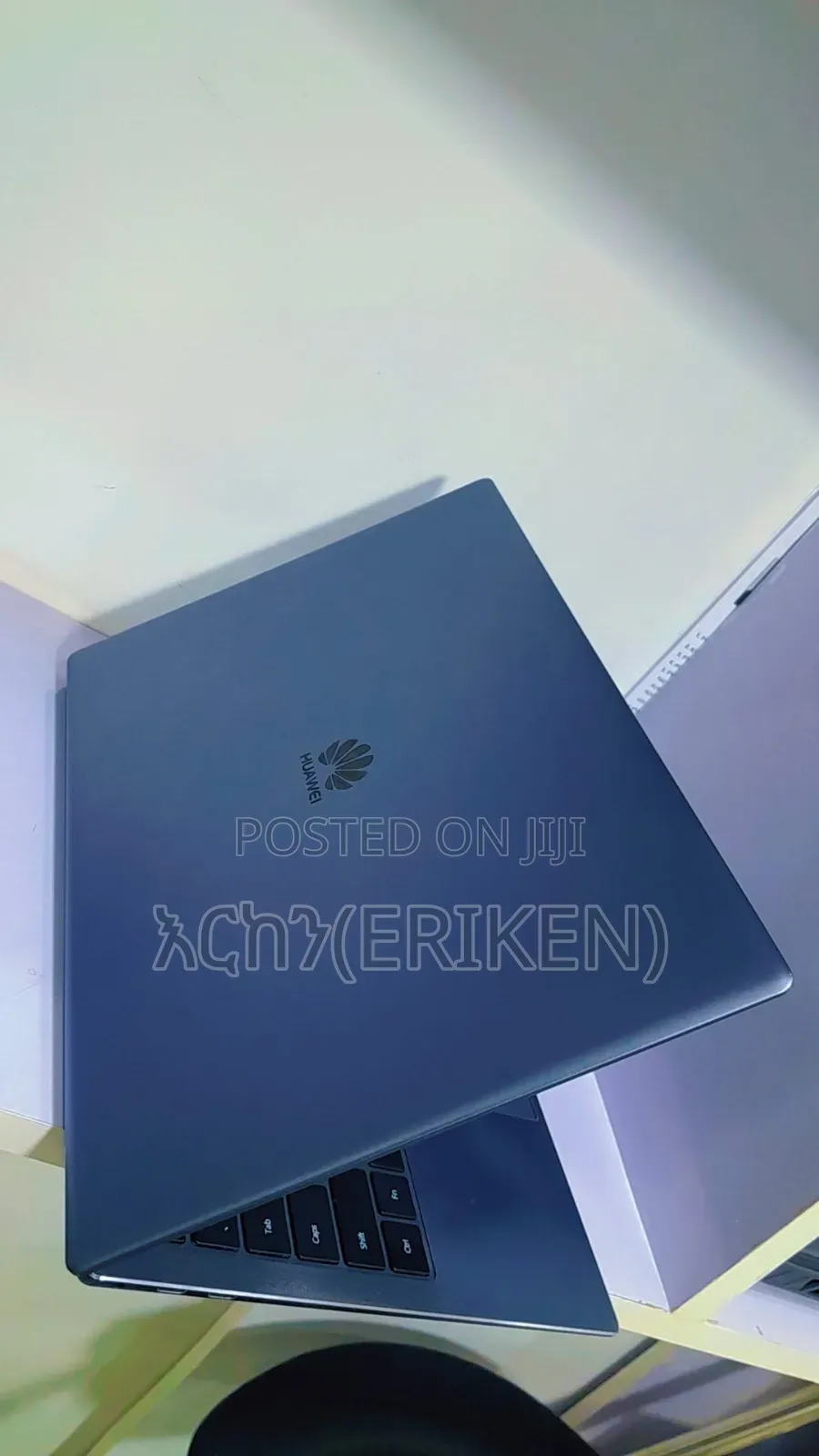 New Laptop Huawei MateBook HZ-W19 8GB Intel Core I5 SSD 256GB