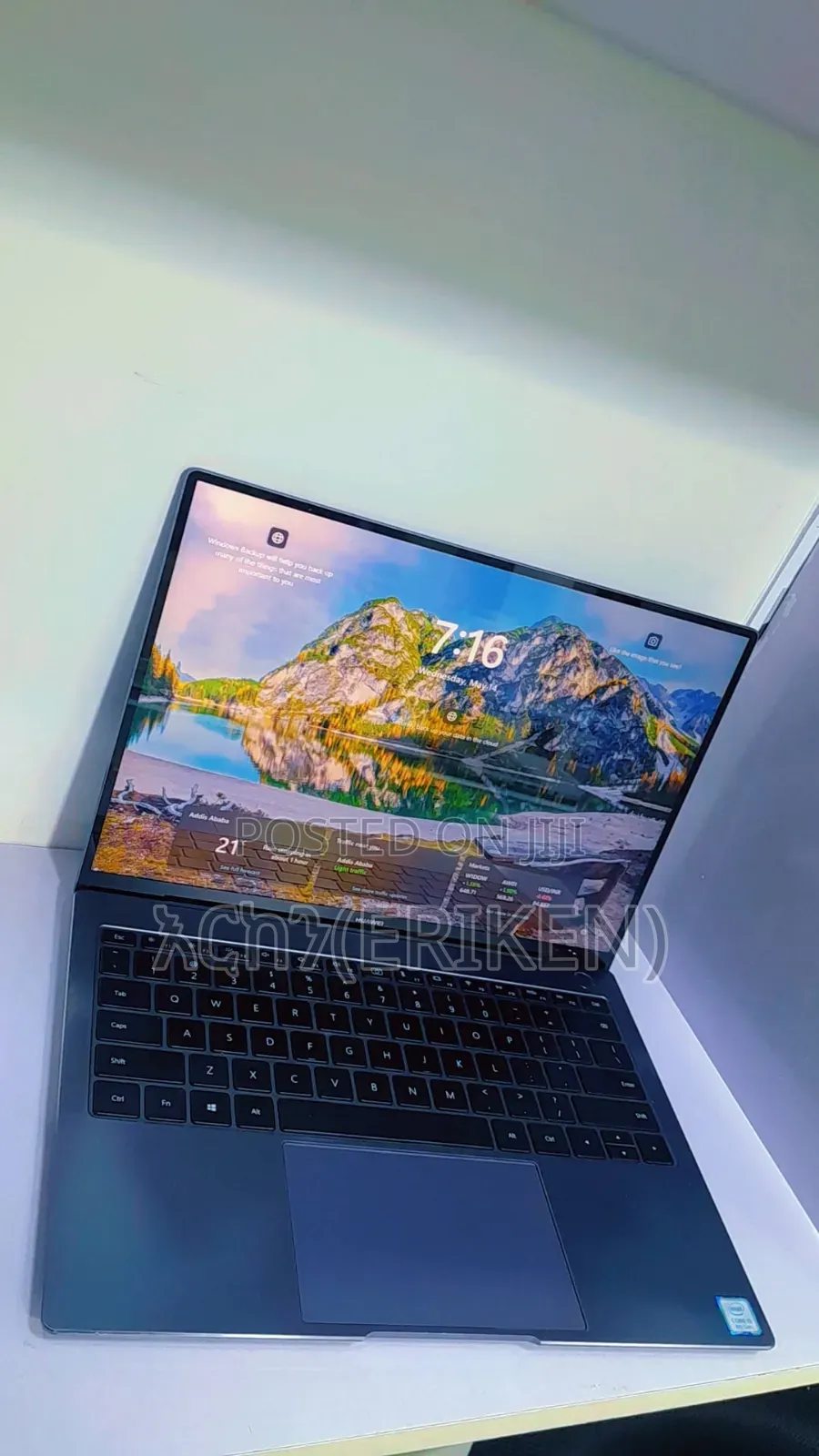 New Laptop Huawei MateBook HZ-W19 8GB Intel Core I5 SSD 256GB