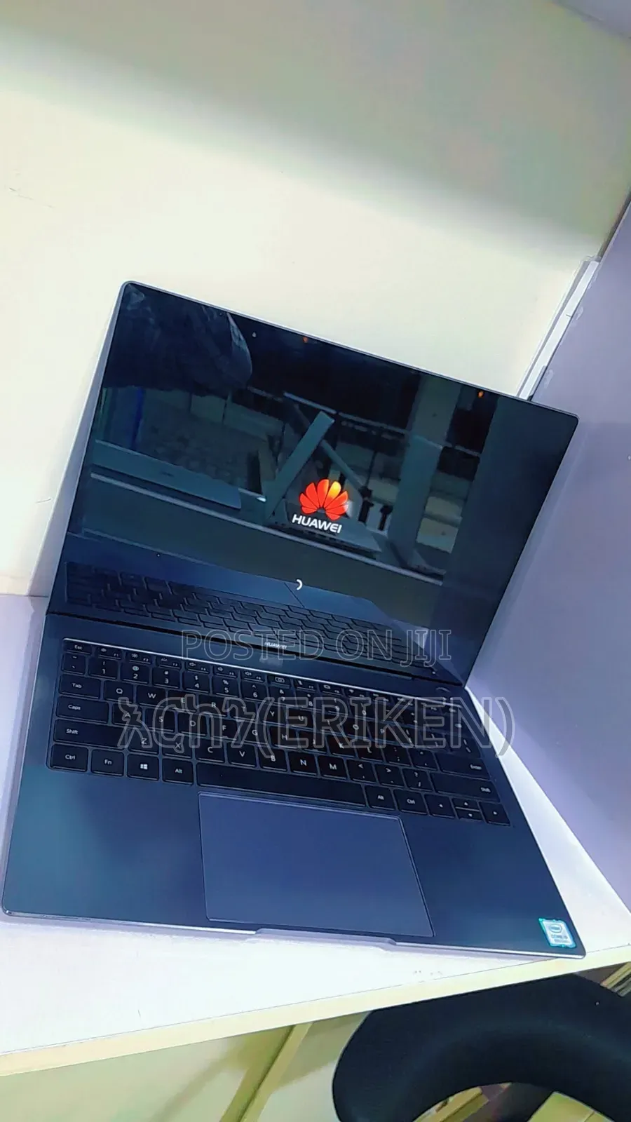 New Laptop Huawei MateBook HZ-W19 8GB Intel Core I5 SSD 256GB