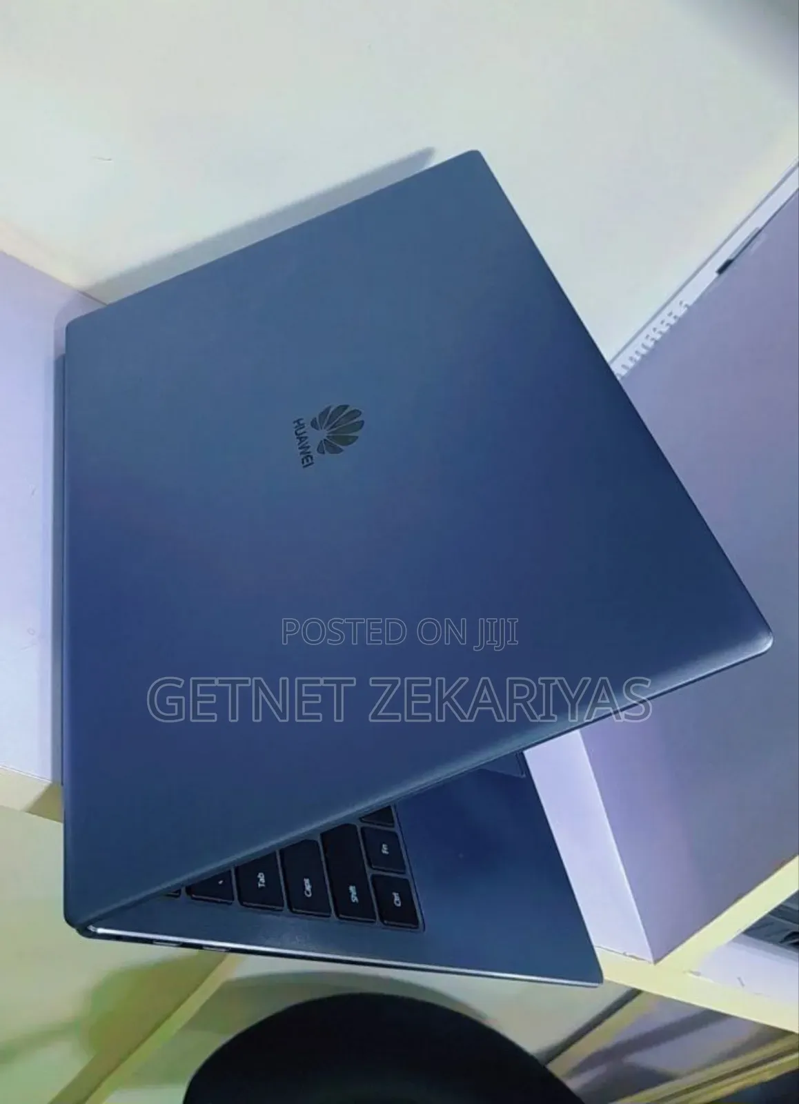 New Laptop Huawei MateBook X Pro 8GB Intel Core I5 SSD 256GB