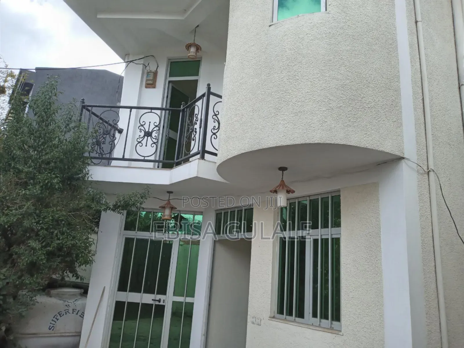Furnished 4bdrm Apartment in Yeka for rent