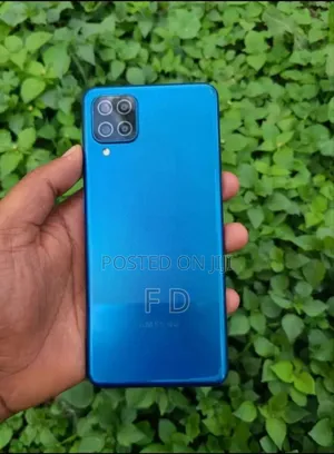 Photo - Samsung Galaxy A12 64 GB Blue