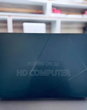 New Laptop Asus Zenbook 14 UX434 16GB Intel Core I7 SSD 512GB