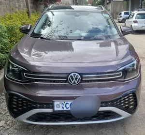 Photo - Volkswagen ID.6 2023 Brown