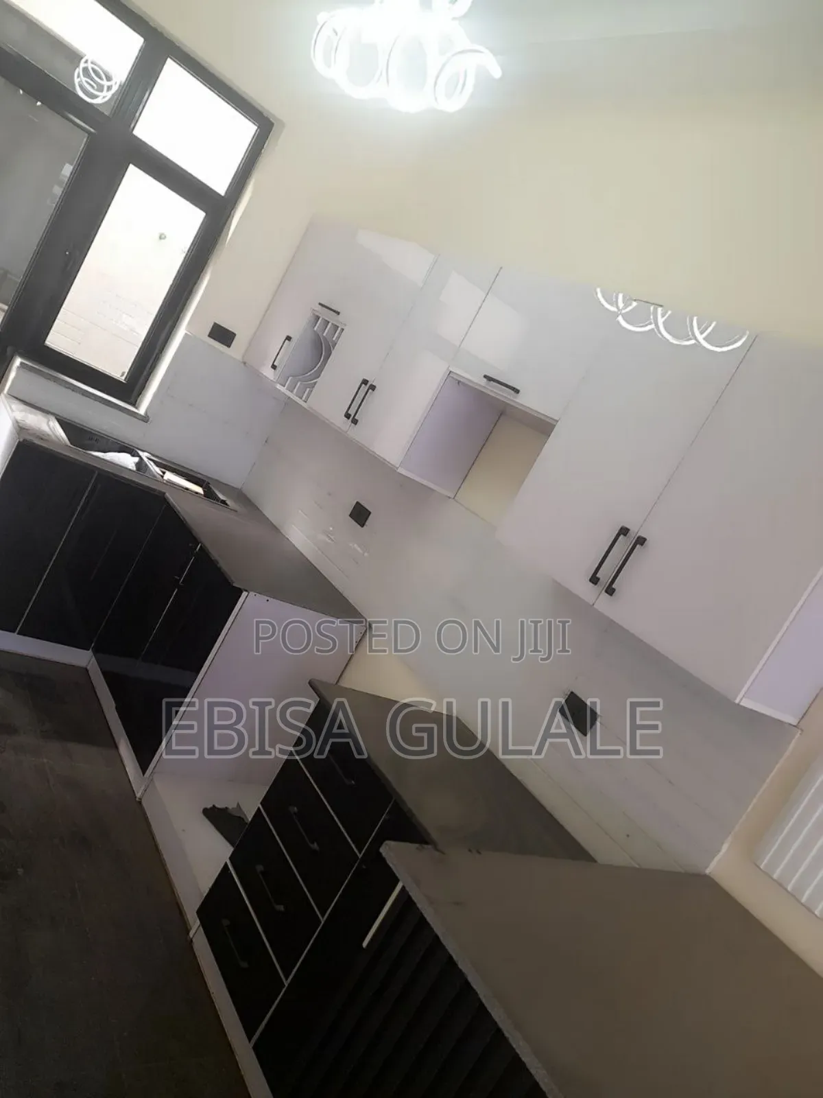 Furnished 6bdrm Apartment in Yeka for rent