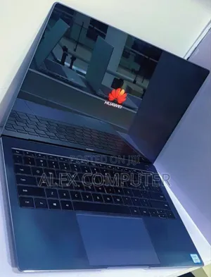 New Laptop Huawei MateBook 13 WRT-W19E 8GB Intel Core I5 SSD 256GB