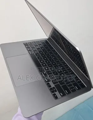 Photo - New Laptop Apple MacBook Air 2022 M2 8GB Apple M2 SSD 256GB