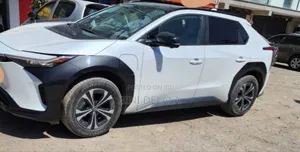 New Toyota bZ4X 2024 White