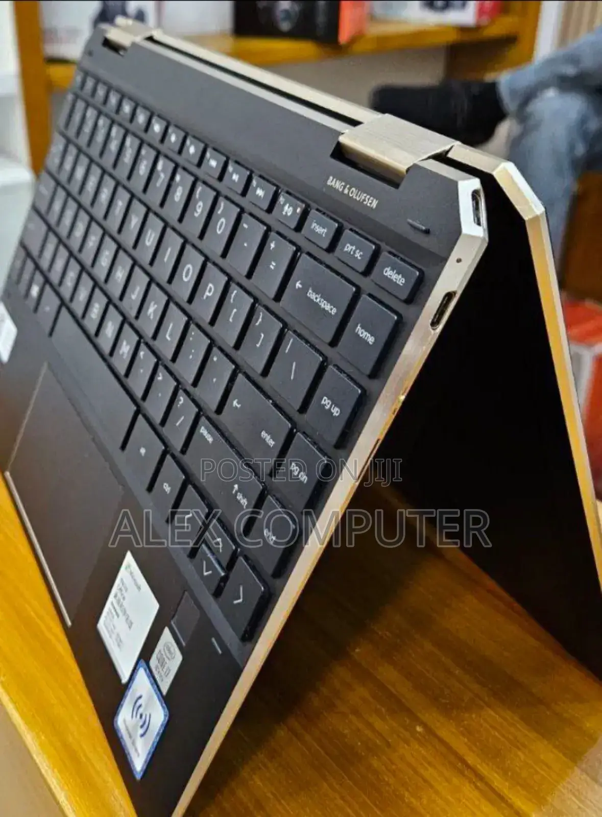 New Laptop HP Spectre 13 16GB Intel Core I7 SSD 1T