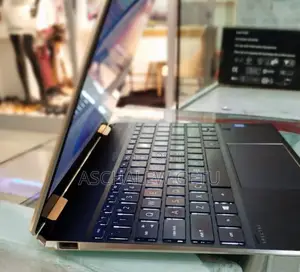 New Laptop HP Spectre 16GB Intel Core I7 SSD 1T