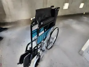 Foldable金6wheelchair與7wheelchair0是wheelchair9書wheelchair