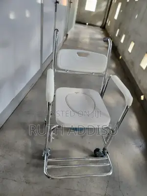 Commode Mini Wheel Chair6起commode Mini Wheel Chair9曾commod3