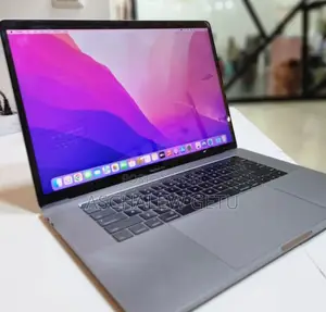 Photo - New Laptop Apple MacBook 2016 16GB Intel Core I7 SSD 256GB