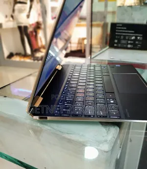 New Laptop HP Spectre X360 16GB Intel Core I7 SSD 1T