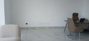 በመሀል ቦሌ አዋጭ የንግድ ሱቅ