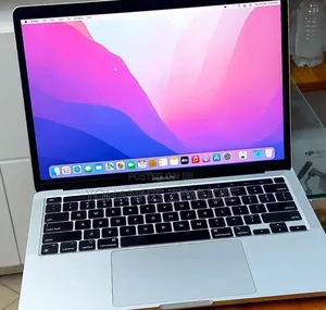 New Laptop Apple MacBook Pro 2020 M1 8GB Apple M1 Pro SSD 512GB
