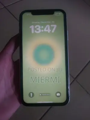 New Apple iPhone XR 128 GB White