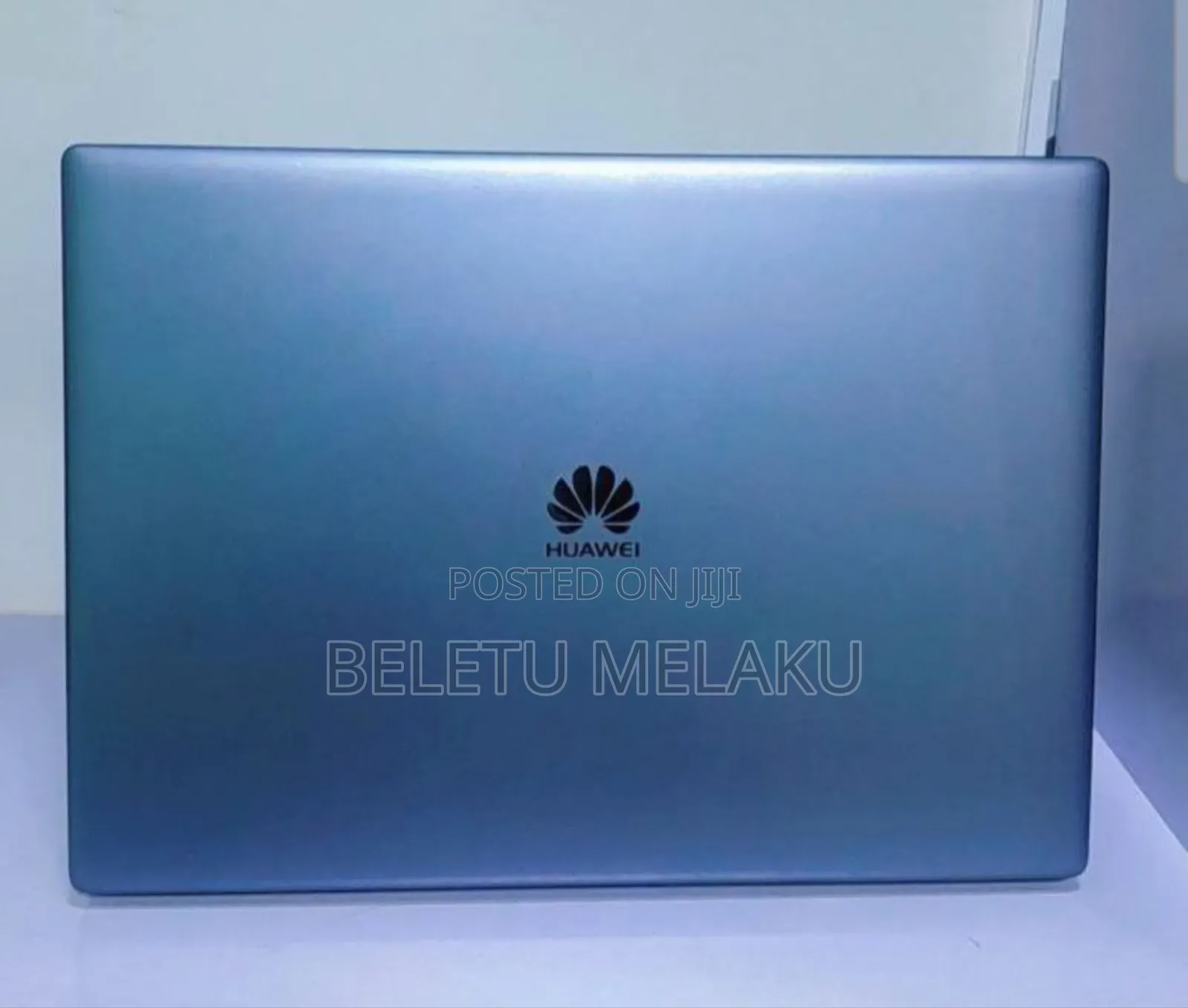 New Laptop Huawei MateBook HZ-W19 8GB Intel Core I5 SSD 256GB