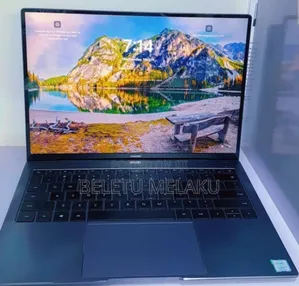 New Laptop Huawei MateBook HZ-W19 8GB Intel Core I5 SSD 256GB