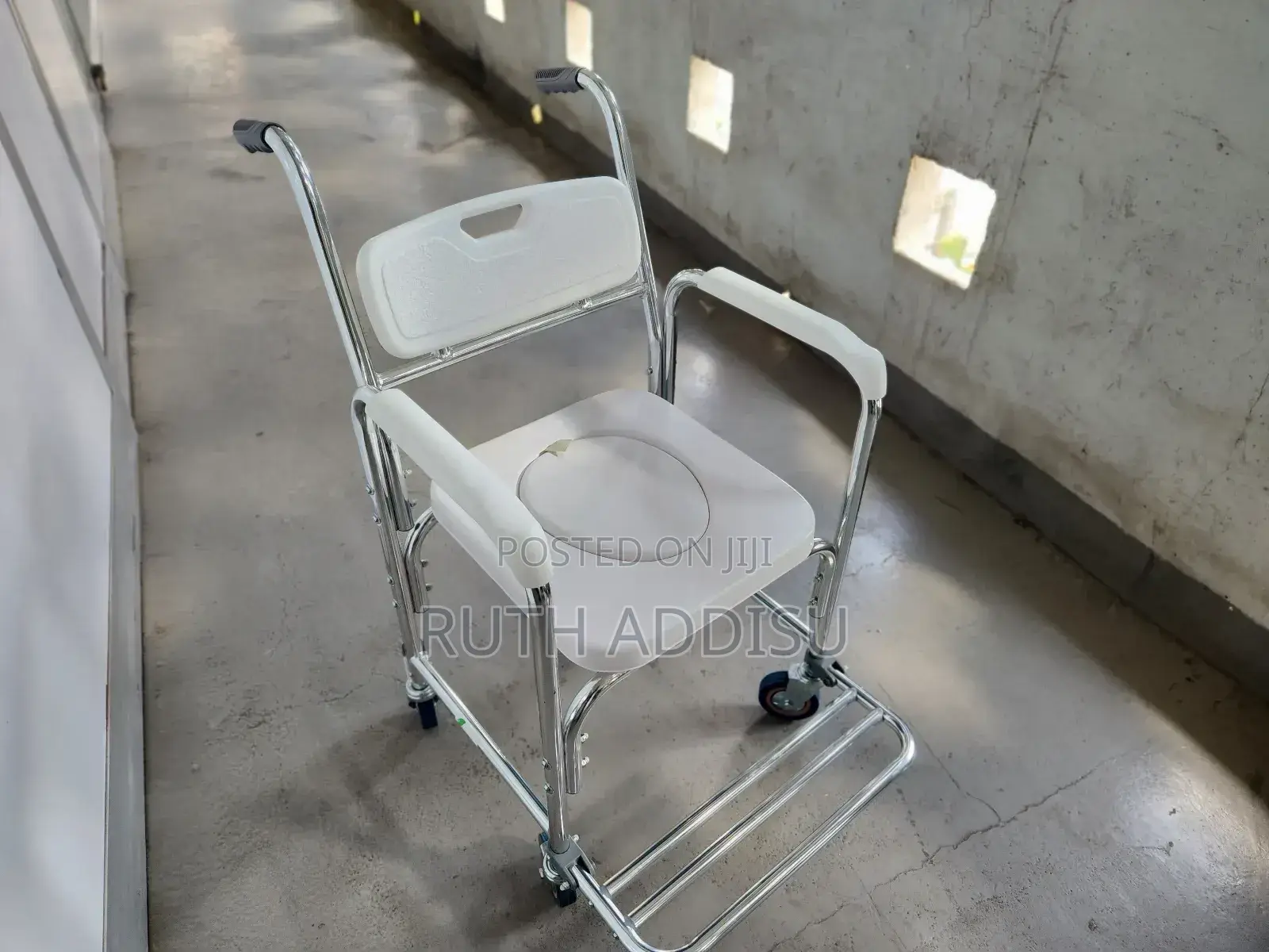Commode Chair半9commode Chair3法commode Chair7四toilet Wheel