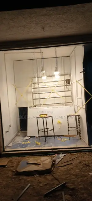 Photo - የመስታወት እና አሉምንዩም ስራ