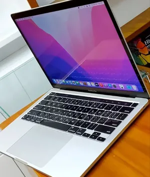 New Laptop Apple MacBook Pro 2020 M1 8GB Apple M1 SSD 512GB