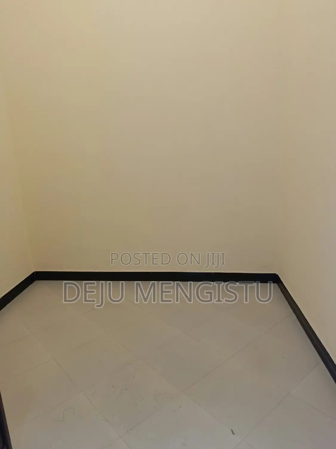 5bdrm Villa in Summit, Bole for sale