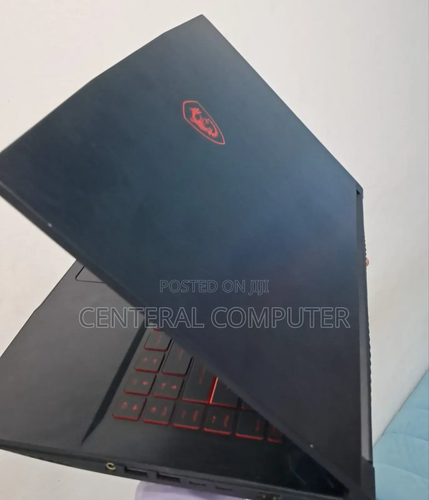 New Laptop MSI GP75 Leopard 16GB Intel Core I7 SSD 512GB