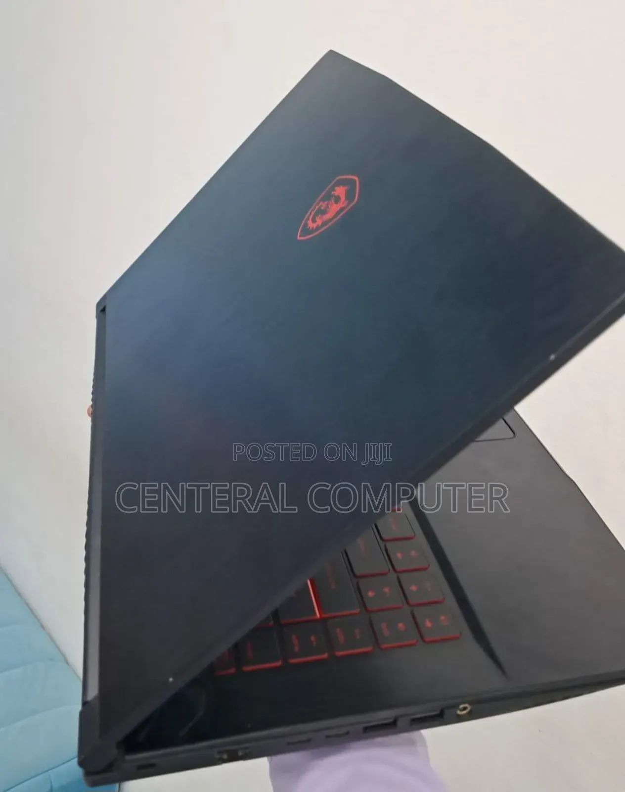 New Laptop MSI GP75 Leopard 16GB Intel Core I7 SSD 512GB