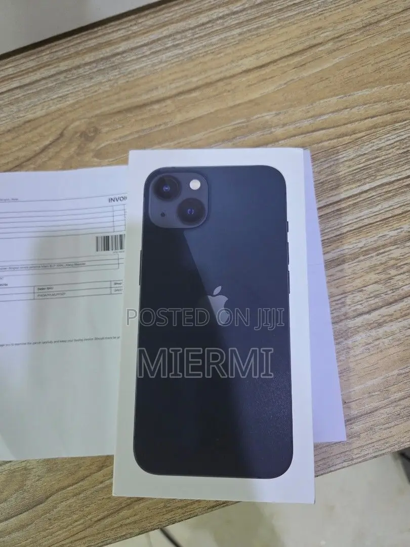 New Apple iPhone 13 128 GB Black