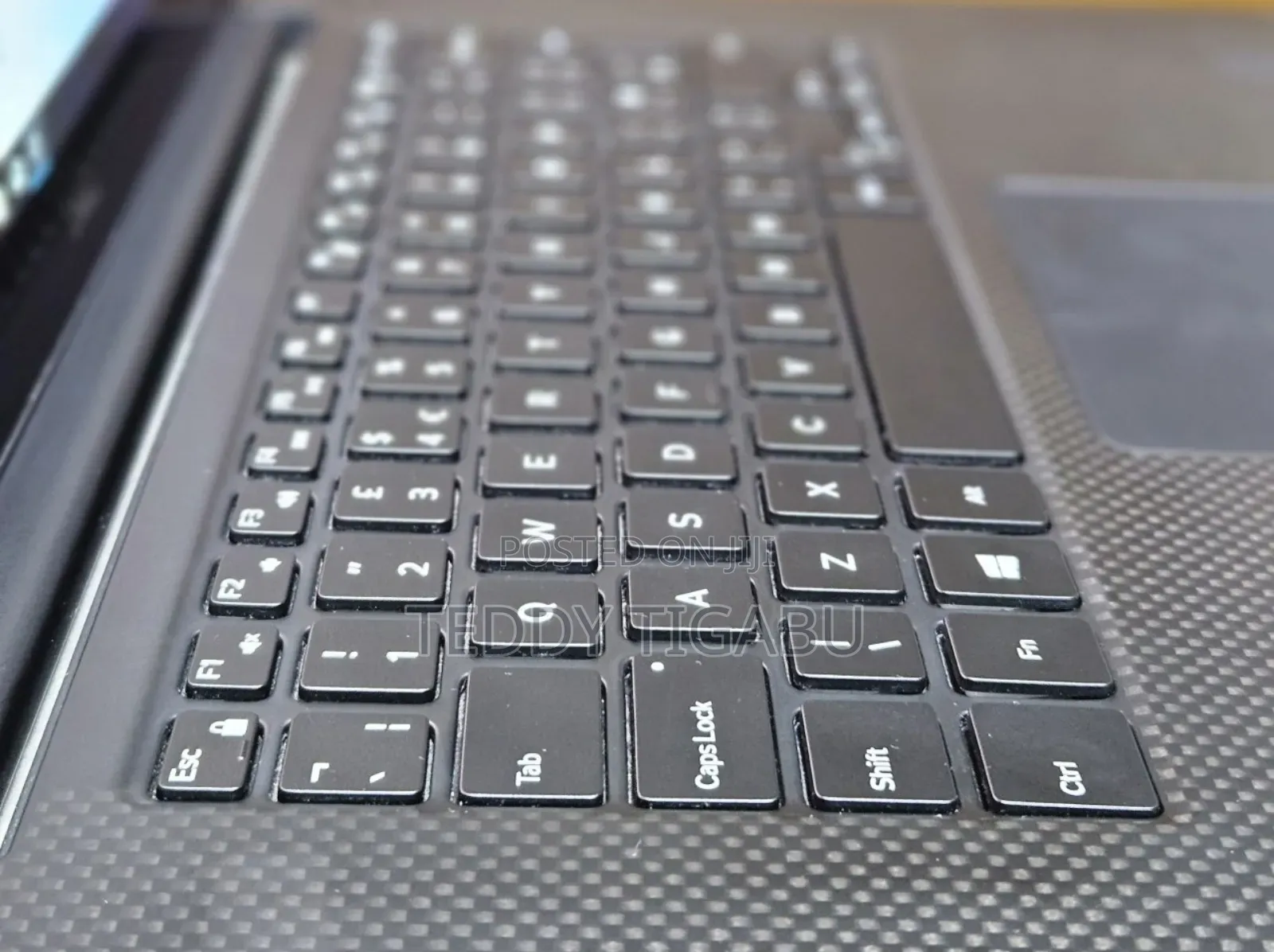 New Laptop Dell XPS 15 16GB Intel Core I7 SSD 512GB