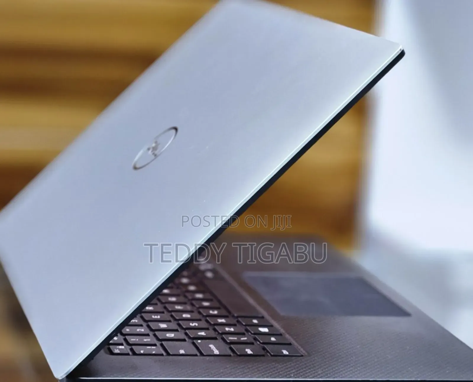 New Laptop Dell XPS 15 16GB Intel Core I7 SSD 512GB