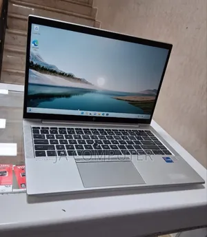New Laptop HP EliteBook 840 G8 16GB Intel Core I7 SSD 512GB
