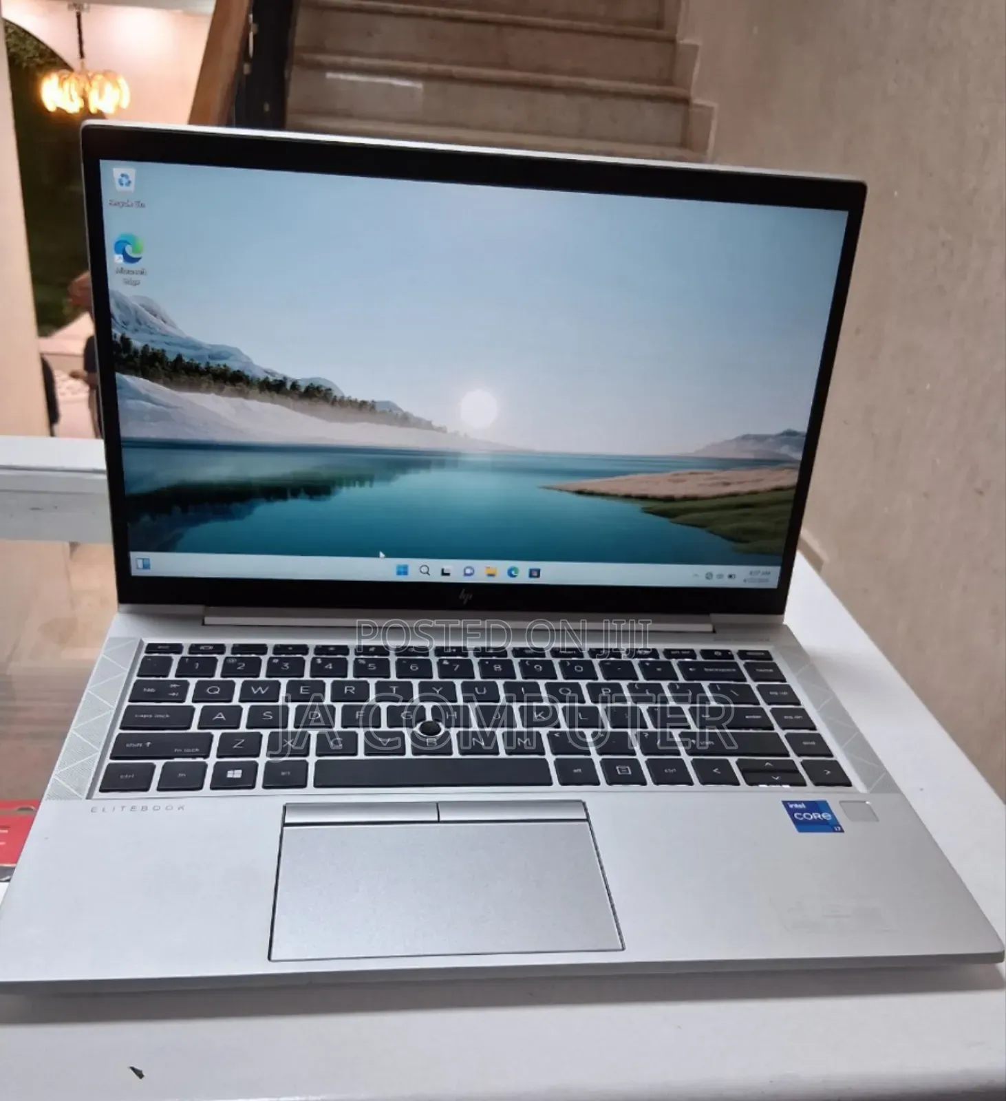 New Laptop HP EliteBook 840 G8 16GB Intel Core I7 SSD 512GB