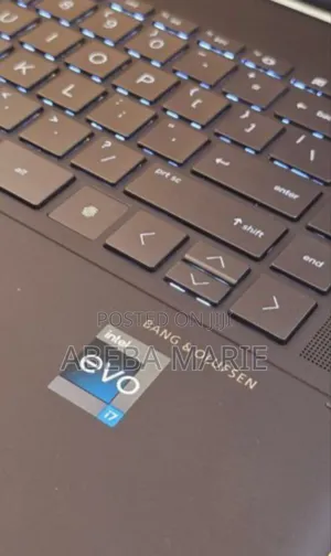 Photo - New Laptop HP Spectre X360 13 16GB Intel Core I7 SSD 1T