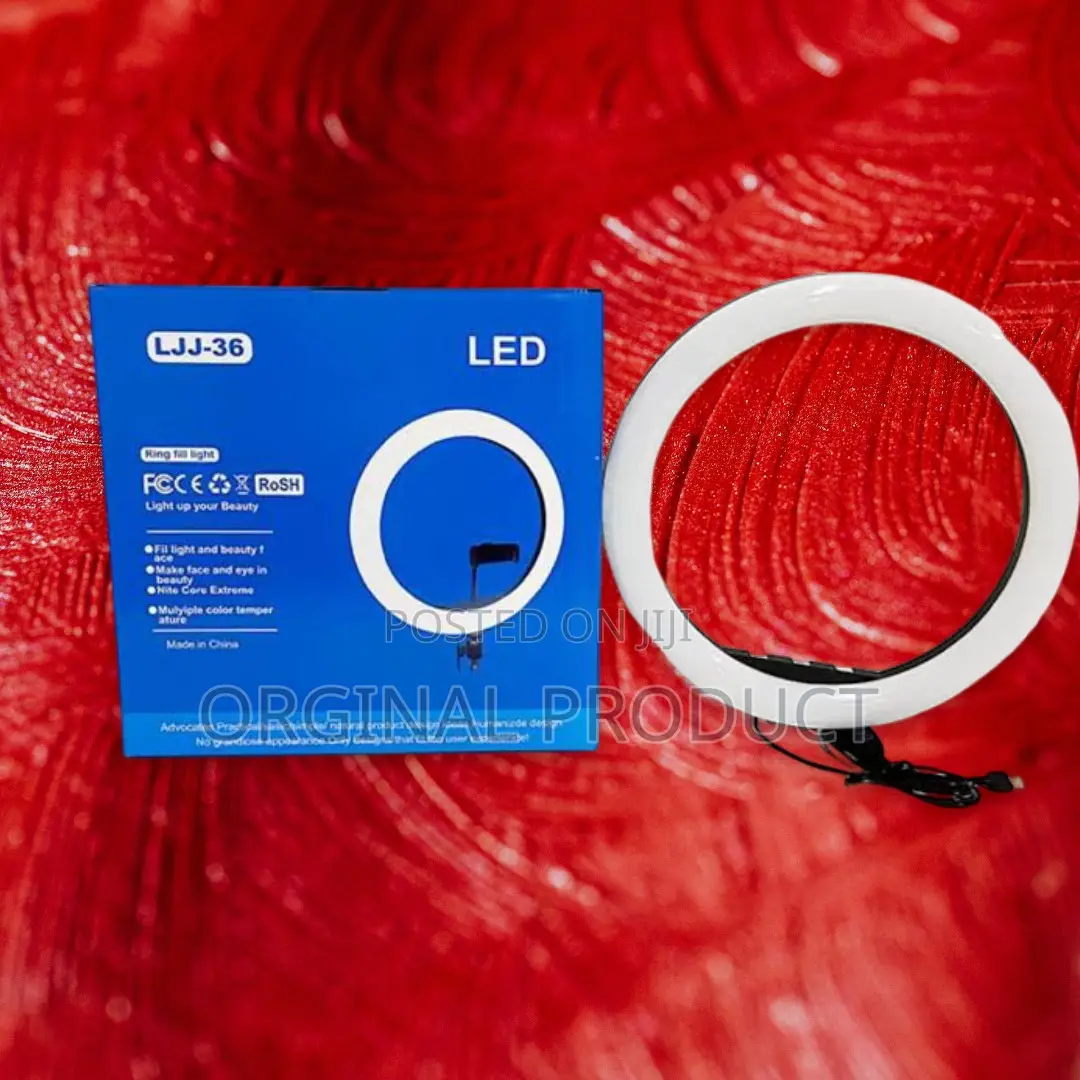 Your Secret to Stunning Selfies: The 14-Inch Ring