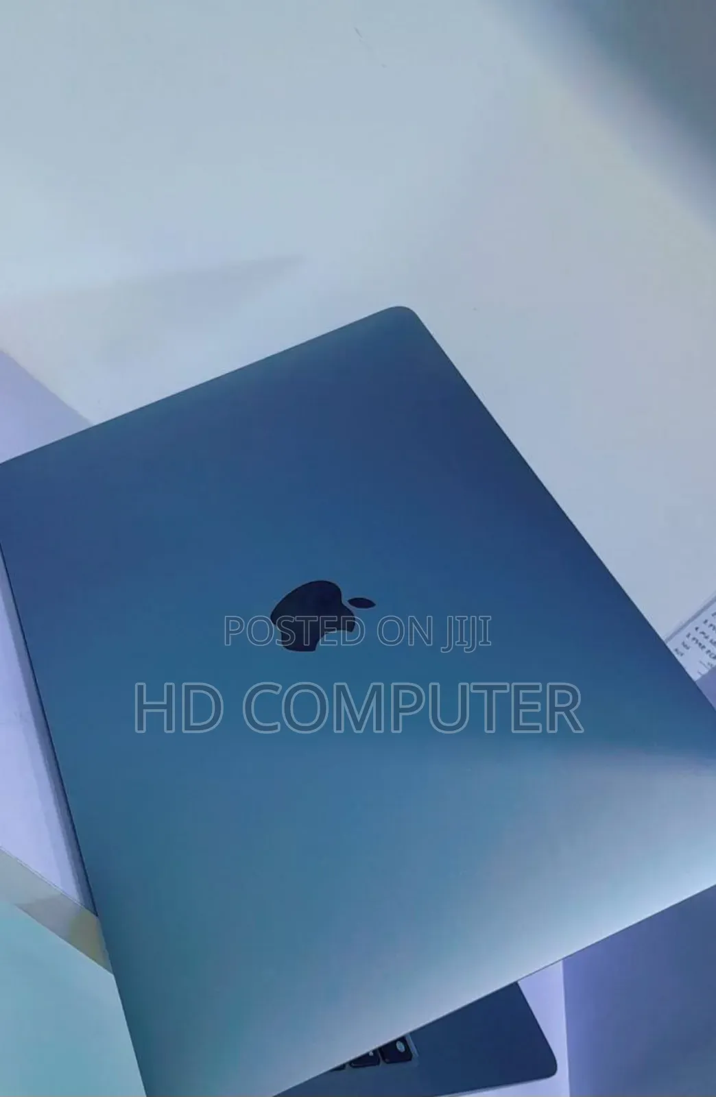 New Laptop Apple MacBook Air 2020 M1 8GB Apple M1 SSD 256GB